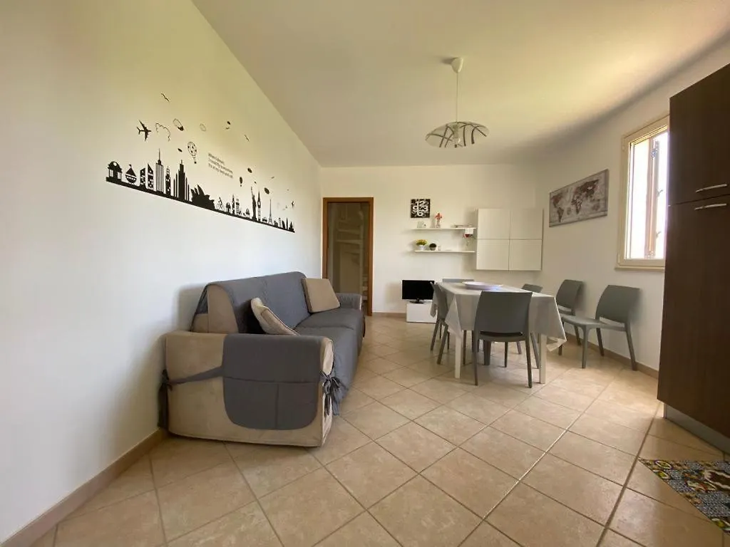 Case Vacanze Paradise Beach Vicino Cefalu Piscina Aperta Campofelice Di Roccella 0*,  Itália