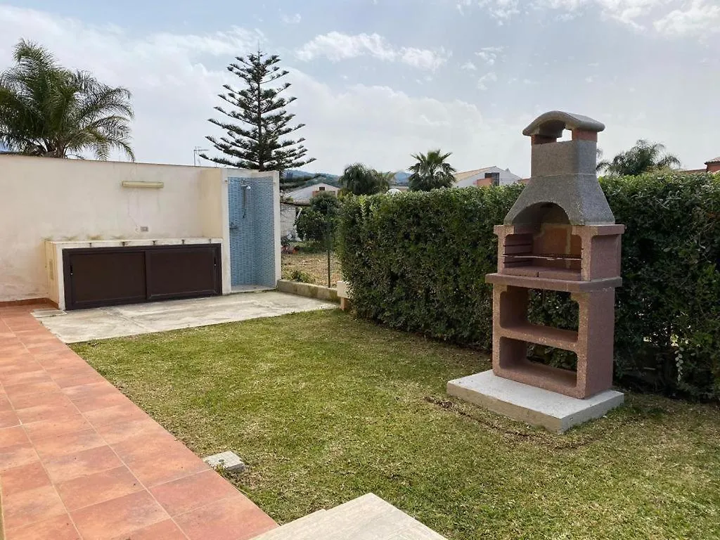 Case Vacanze Paradise Beach Vicino Cefalu Piscina Aperta Campofelice Di Roccella 0*,