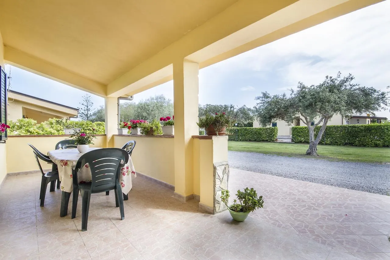 Case Vacanze Paradise Beach Vicino Cefalu Piscina Aperta Campofelice Di Roccella Casa de Férias