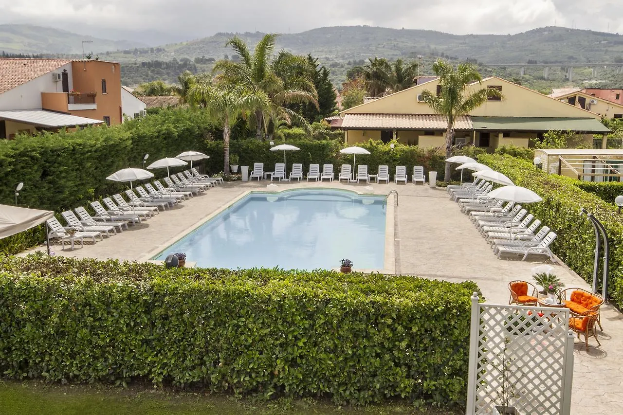 Casa de Férias Case Vacanze Paradise Beach Vicino Cefalu Piscina Aperta Campofelice Di Roccella
