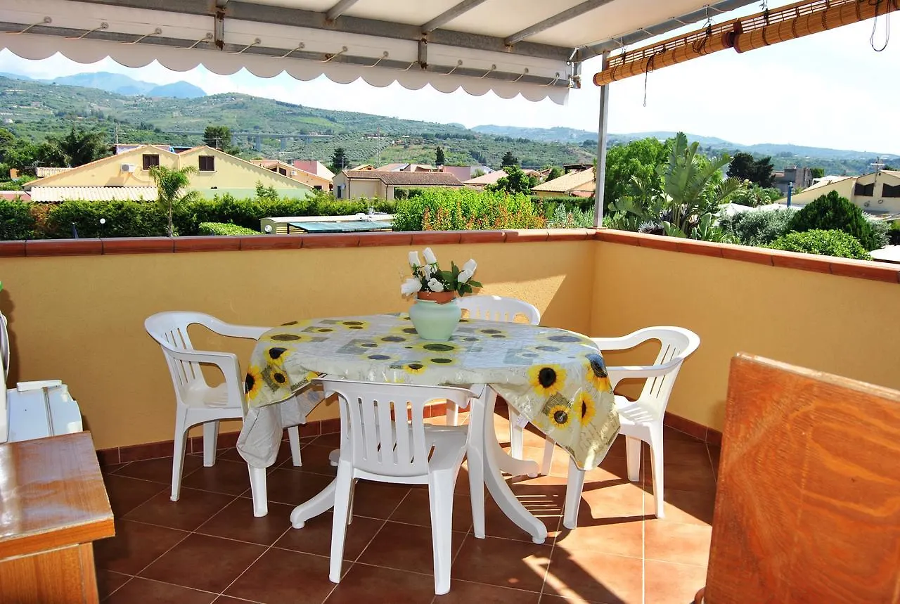 Case Vacanze Paradise Beach Vicino Cefalu Piscina Aperta Campofelice Di Roccella