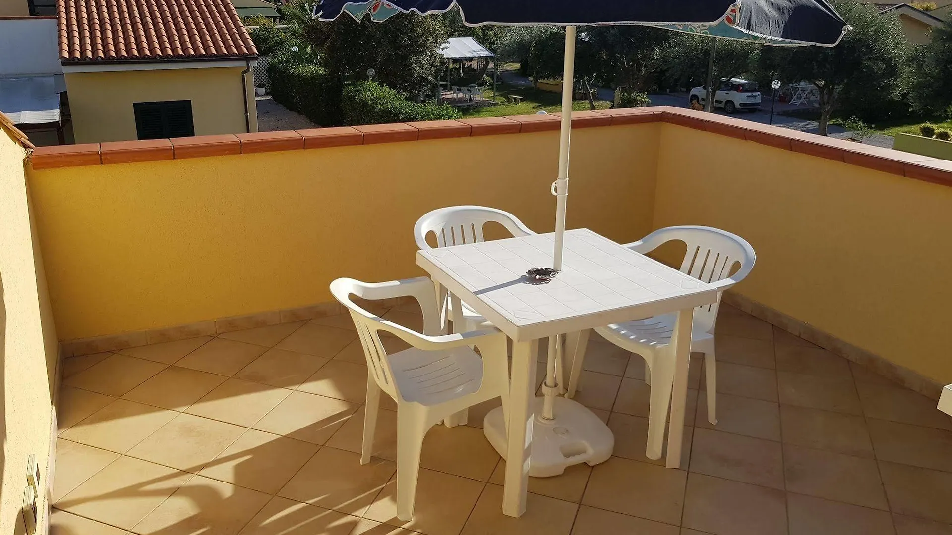 Case Vacanze Paradise Beach Vicino Cefalu Piscina Aperta Campofelice Di Roccella