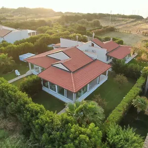 Casa vacanze Letizia, Campofelice Di Roccella